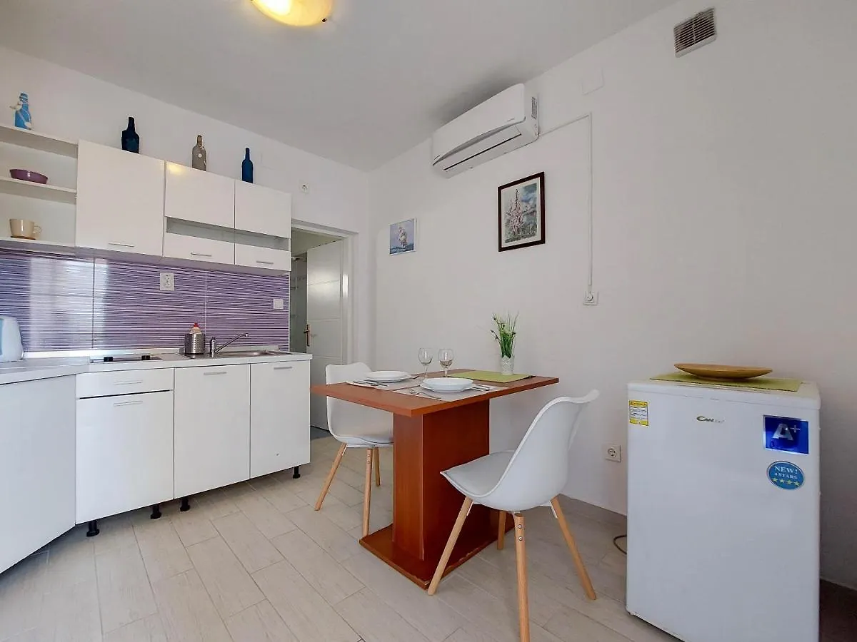 Apartments Ivanka Krk Town Croazia