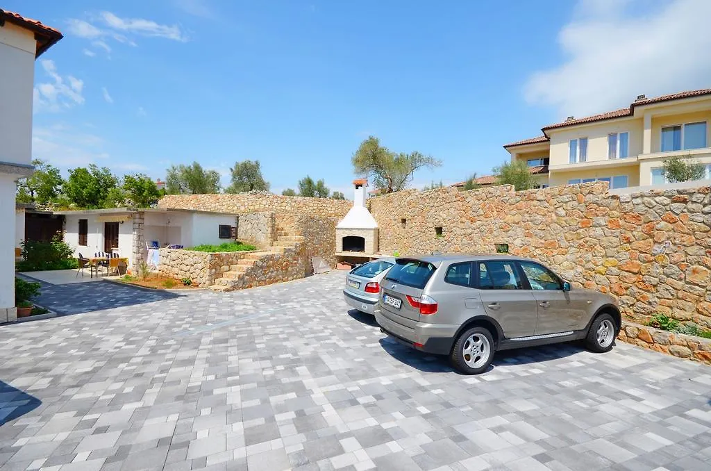 Apartments Ivanka Krk Town