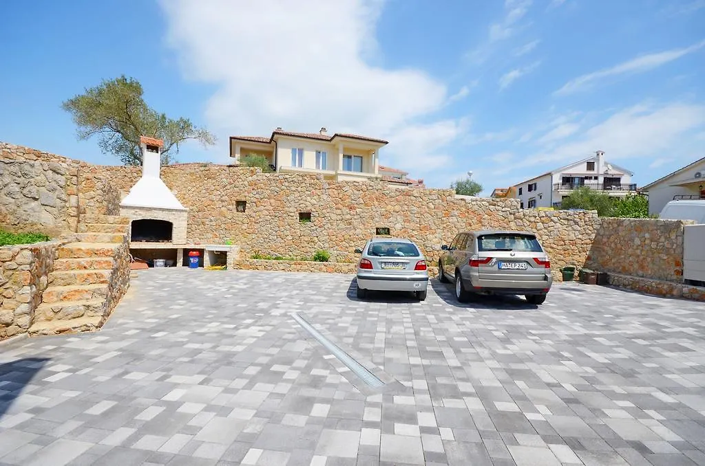 Apartments Ivanka Krk Town Croazia